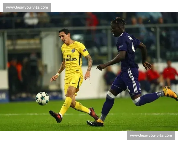 以低位防守为核心的整体协同与攻防转换新思路探索与阵型弹性提升路径研究